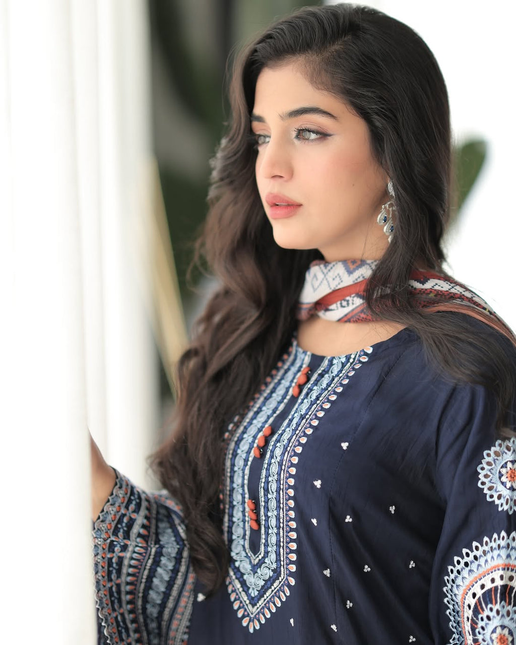 Rangrez – Heavy Embroidered 3-Piece Suit (Stitched)